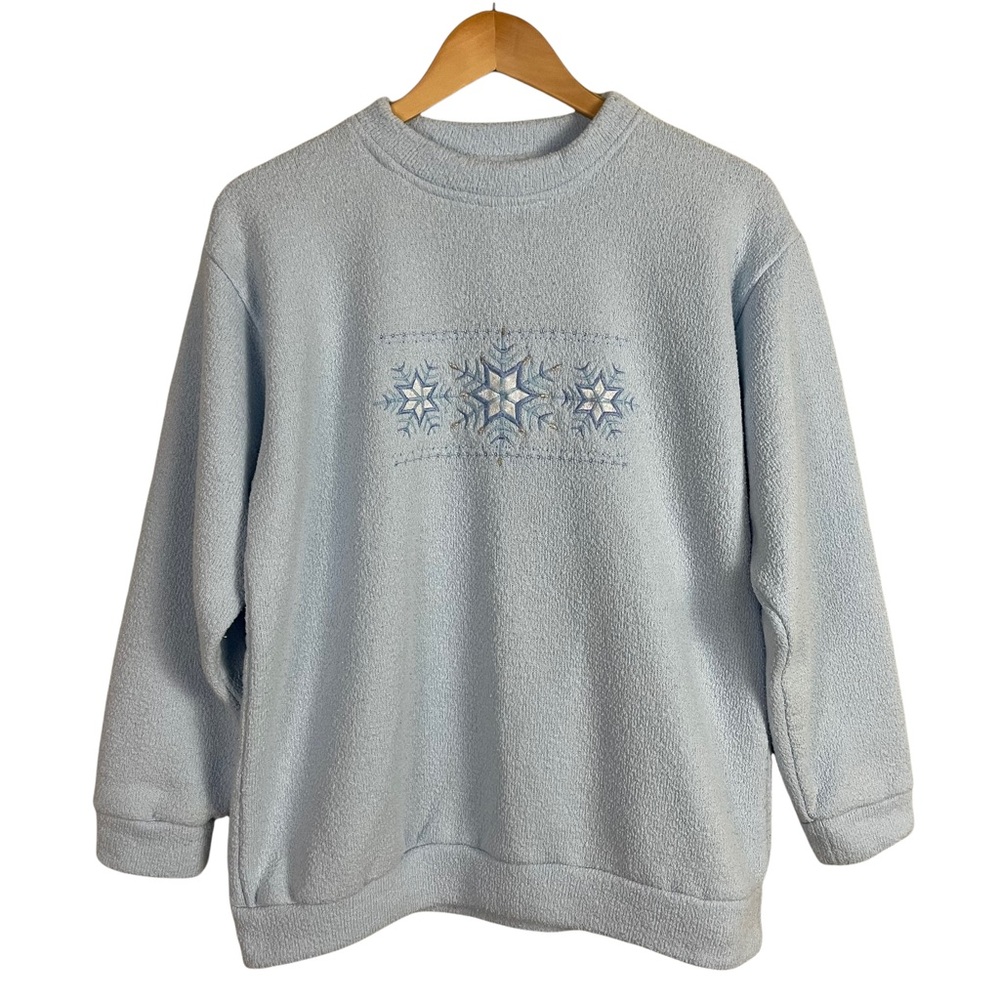 Vintage Embroidered Snowflake Pullover Shirt
